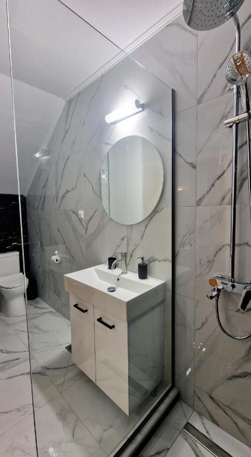 Pg Luxury Kavala